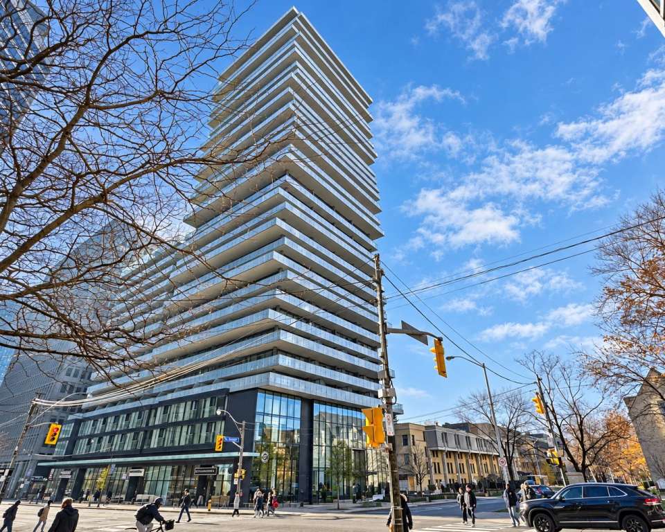 1 Thousand Bay, 57 St Joseph St