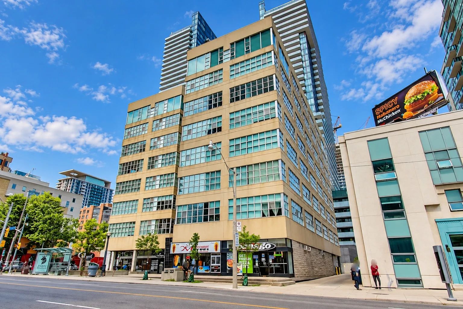 188 Eglinton Ave E, 188 Eglinton Ave E