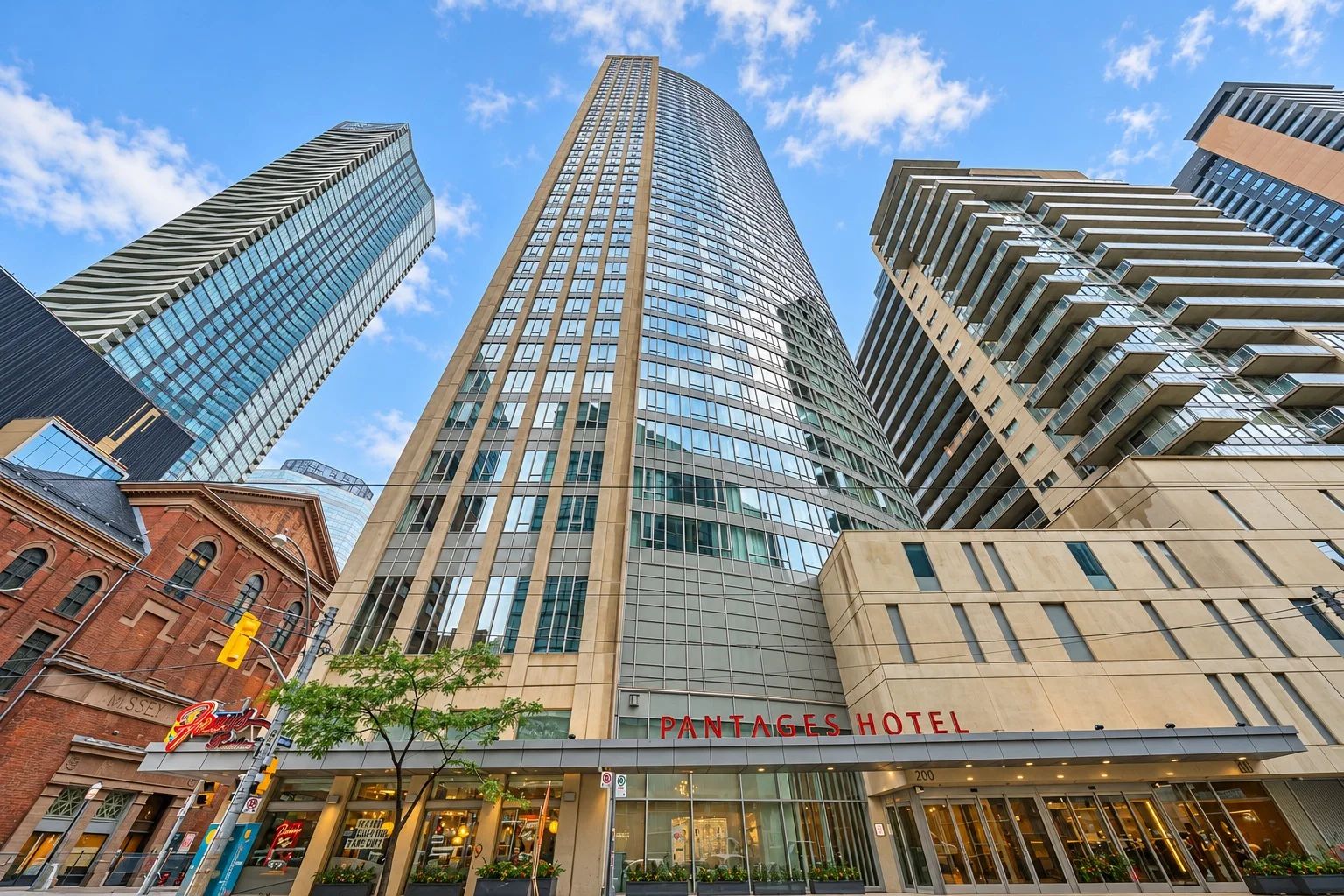 210 Victoria St, Pantages Tower