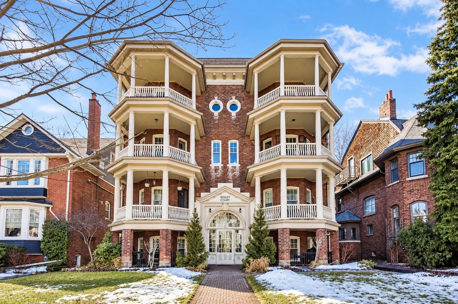 68 Kendal Ave, Audley Court