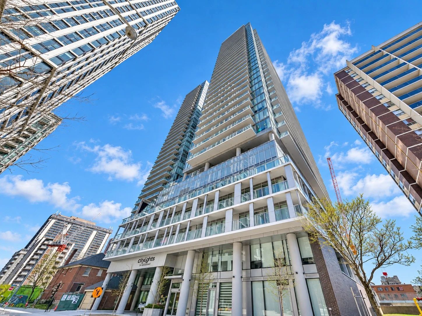 195 Redpath Ave, Citylights on Broadway South Tower