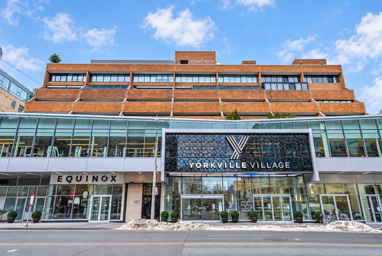 55A Avenue Rd, The Residences at Hazelton Lanes
