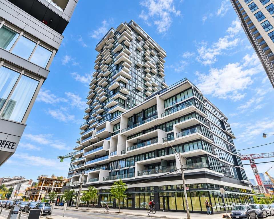 88 North, 77 Shuter St