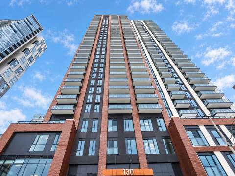 130 River St, Artworks Tower