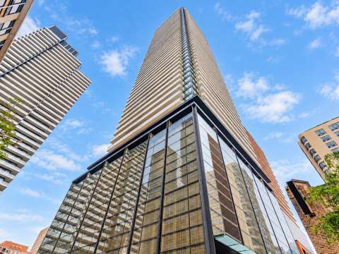 501 Yonge St, Teahouse Condos