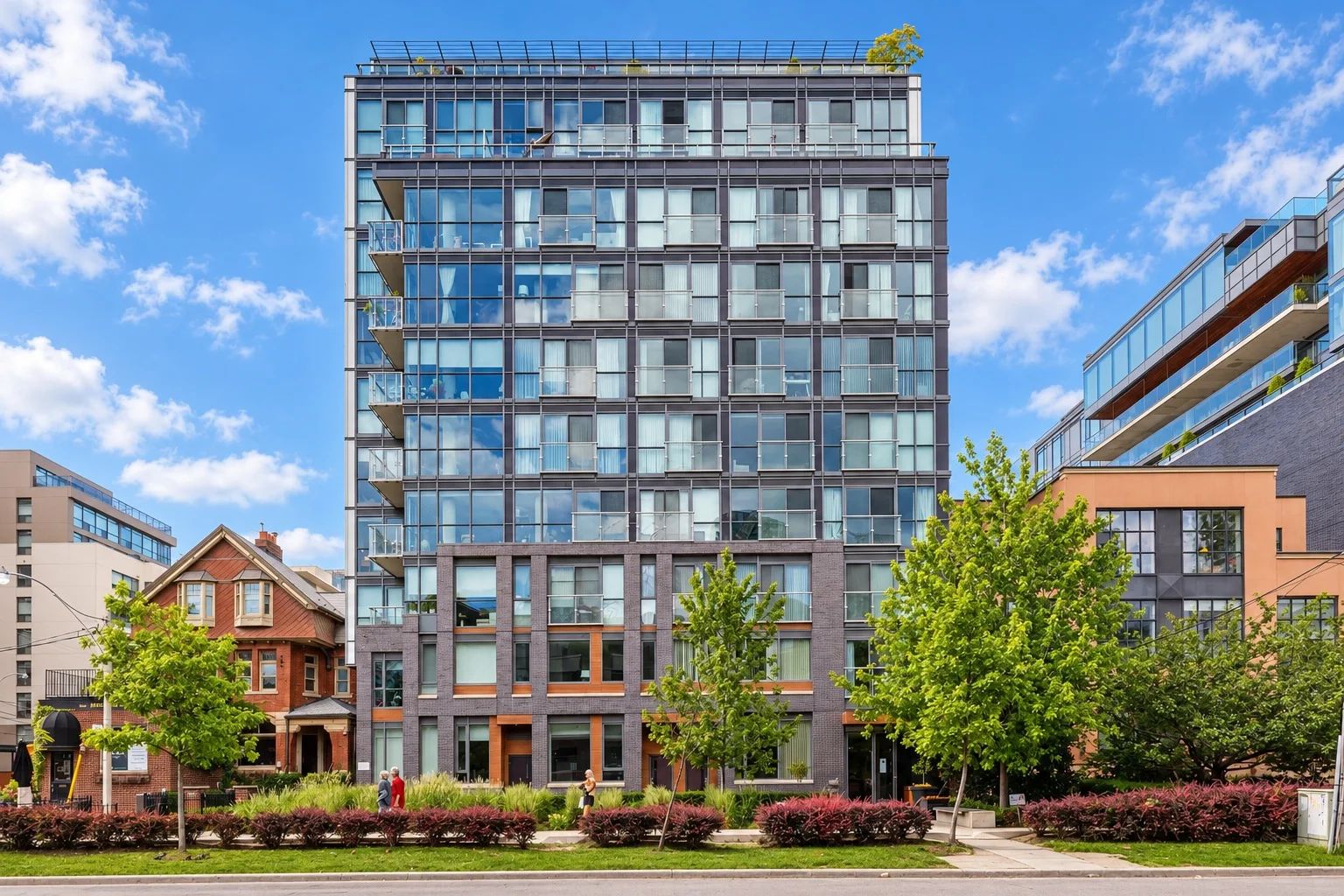 508 Wellington St W, Downtown Condos