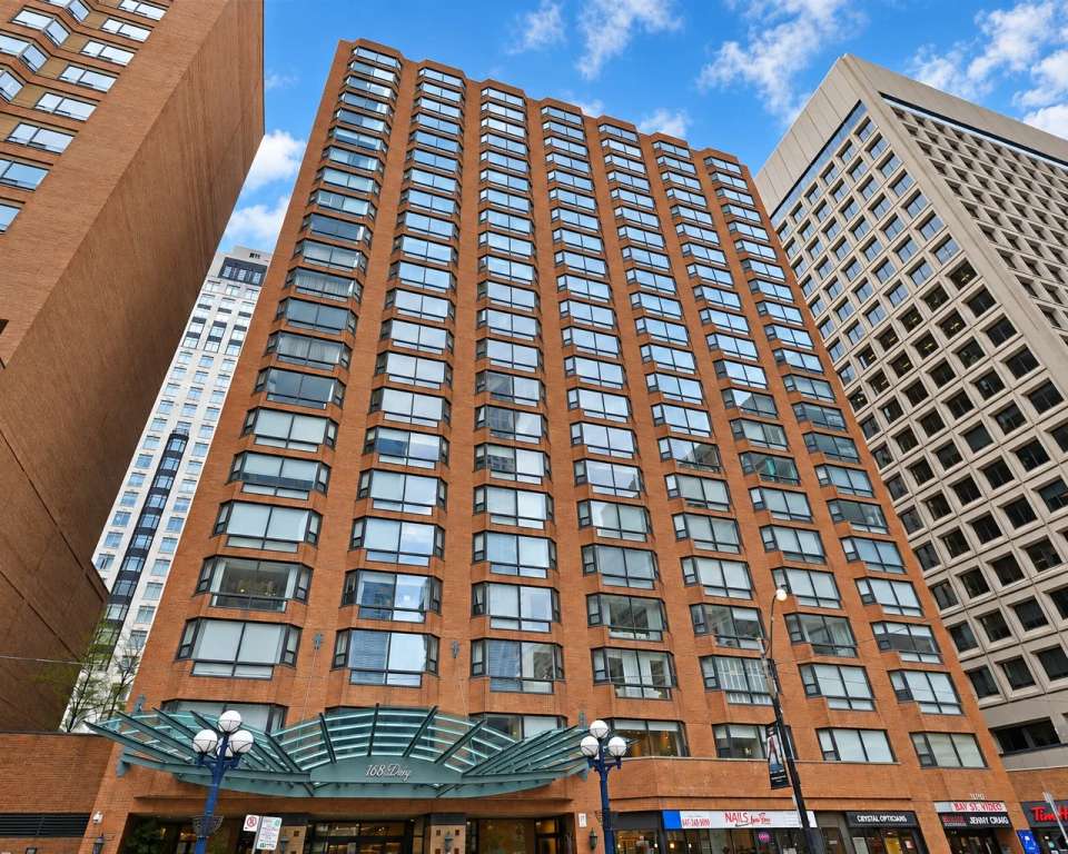 1166 Bay Street Condos, 1166 Bay St
