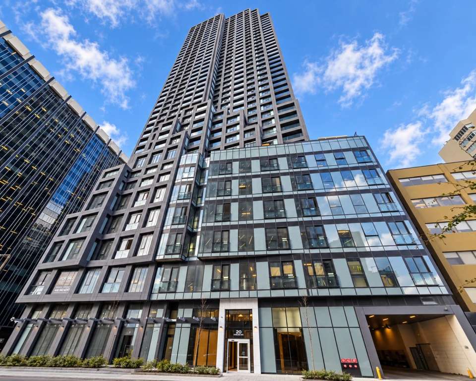Y&S Condos, 20 Soudan Ave