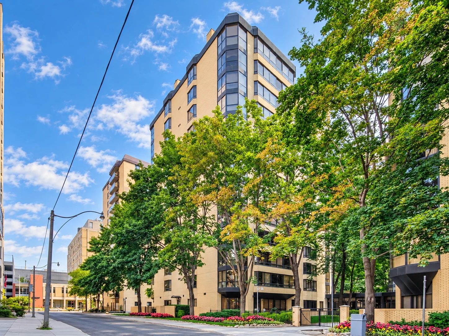 211 St Patrick St, One Park Lane III