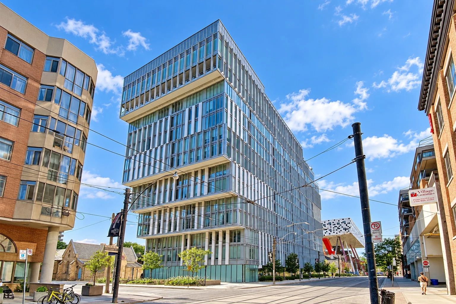 50 McCaul St, FORM Condos