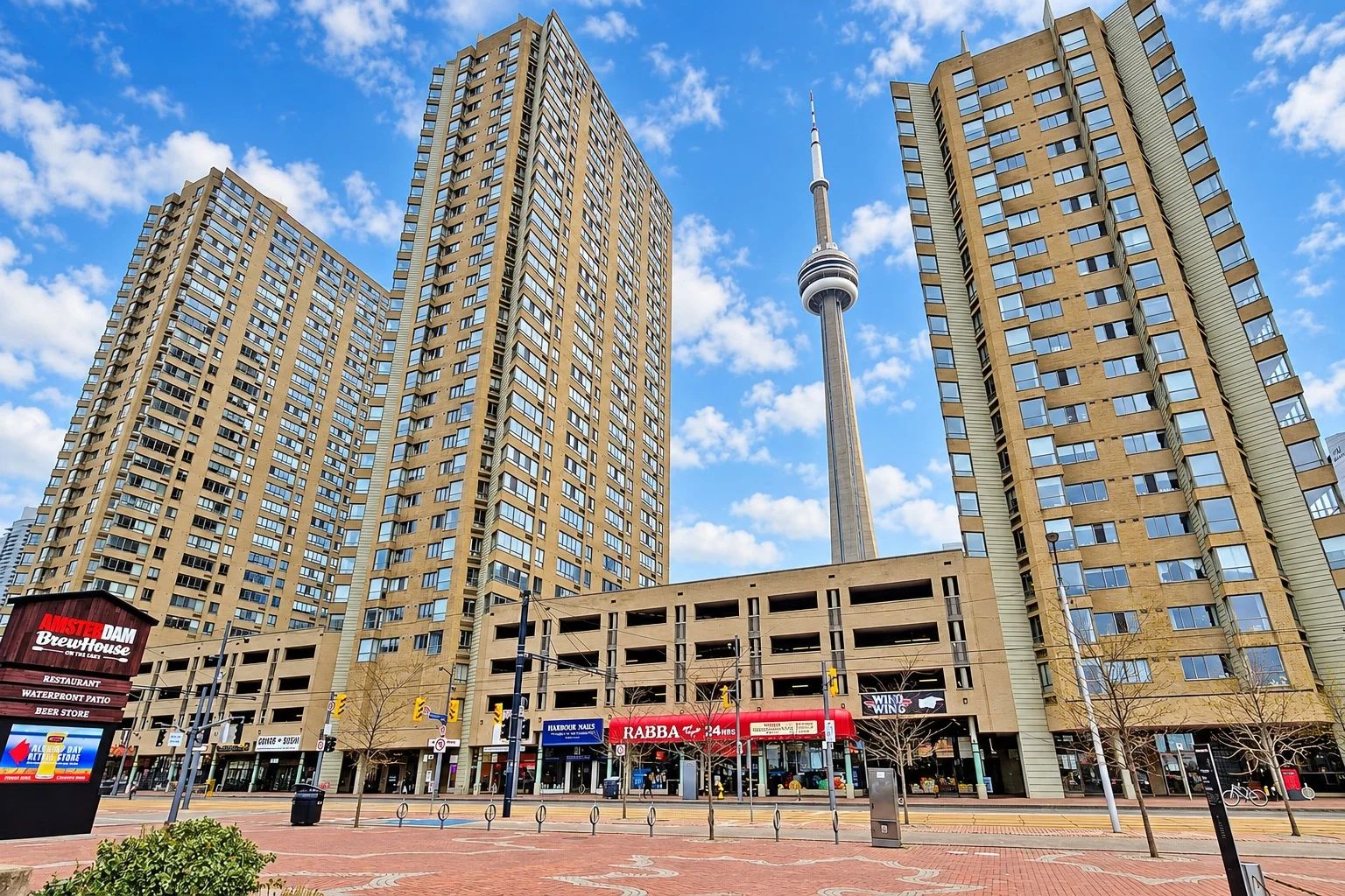 260 Queens Quay W, Harbourpoint II