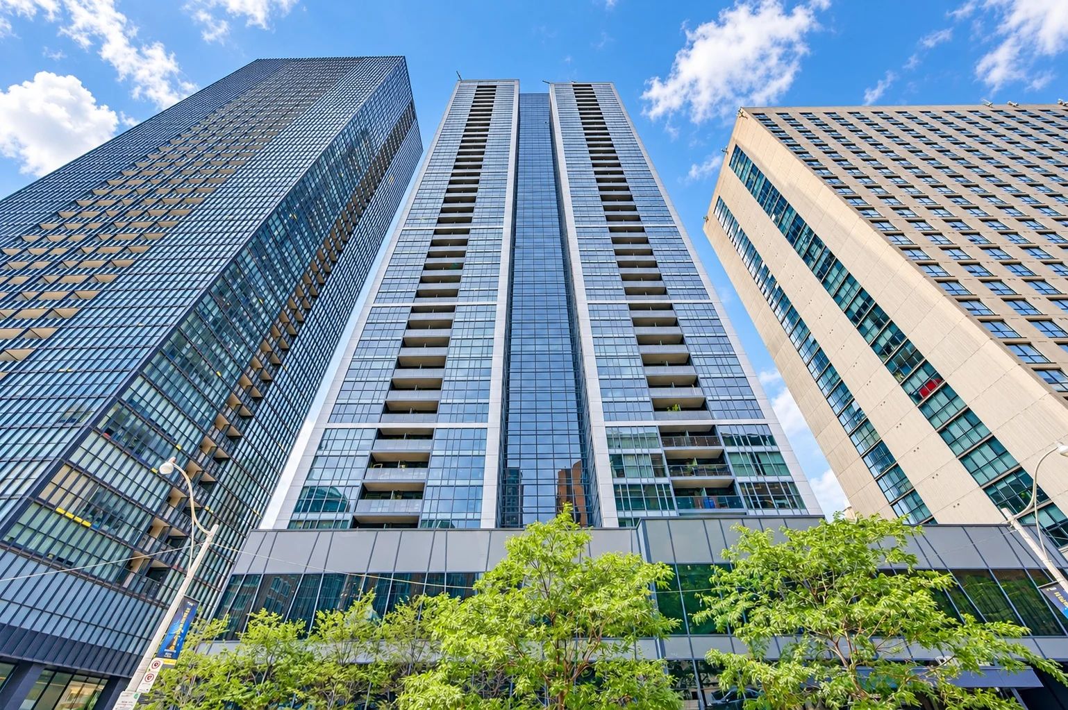 28 Ted Rogers Way, Couture