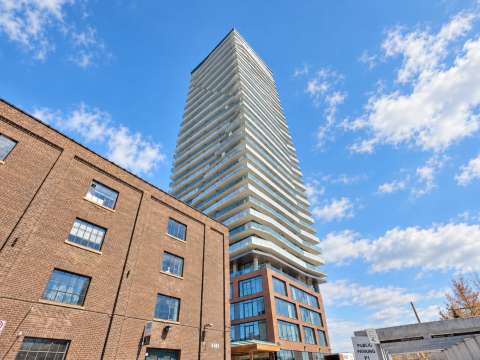 70 Distillery Lane, Clear Spirit