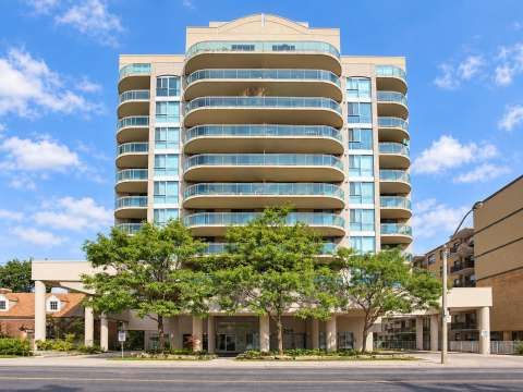398 Eglinton Ave E, Maxim