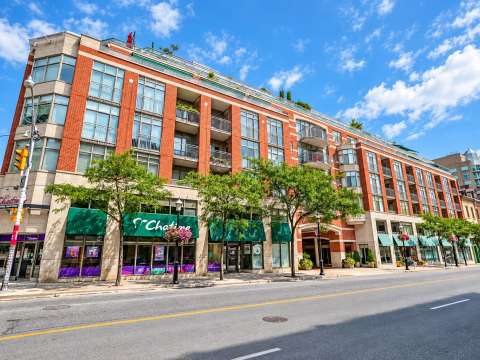 39 Jarvis St, The Saint James