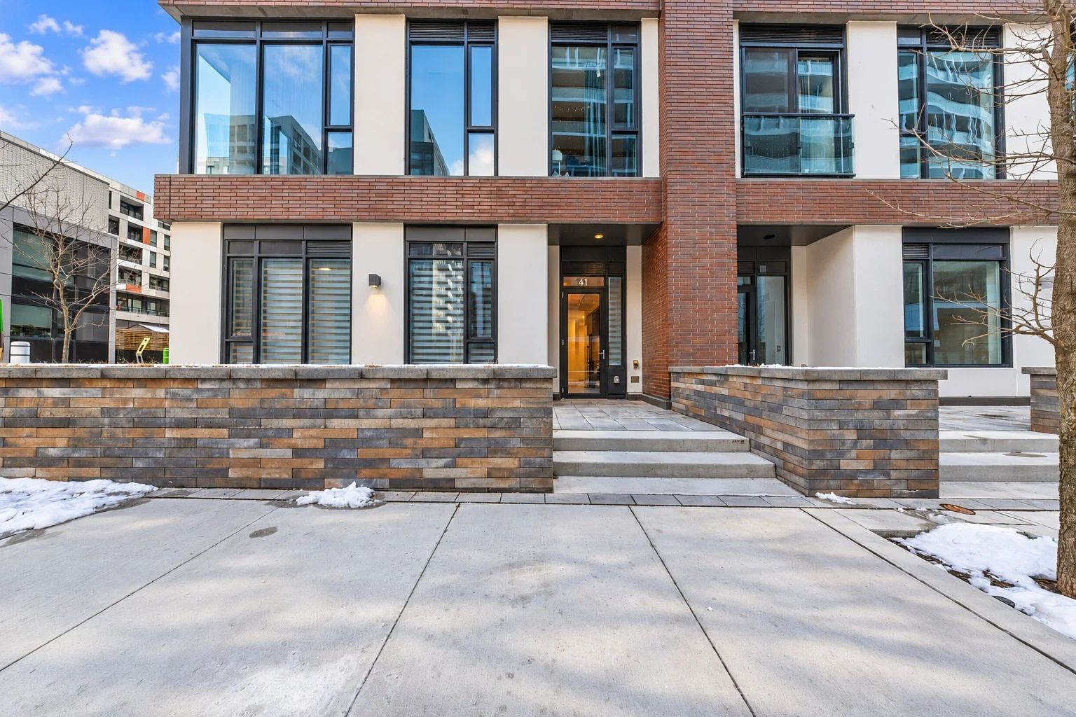35 Tubman Ave, Artsy Boutique Condominiums