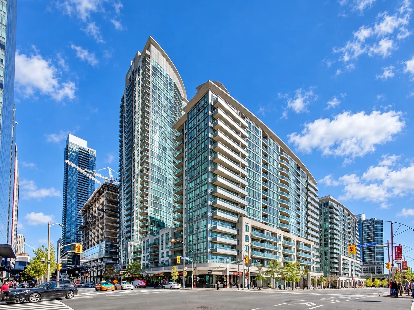 51 Lower Simcoe St, Infinity II