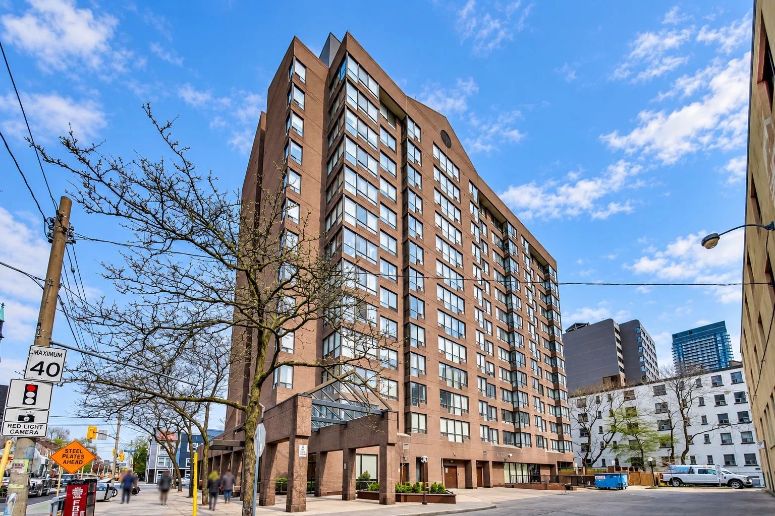 117 Gerrard St E, TO Condominiums