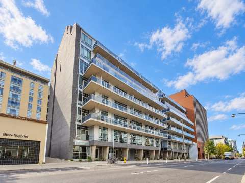399 Adelaide St W, Lofts 399