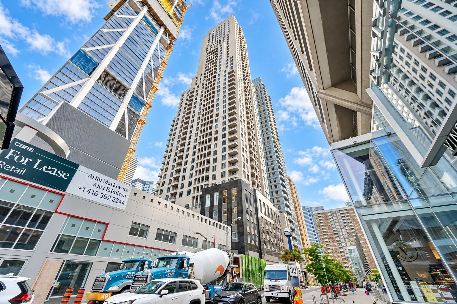 35 Balmuto St, The Uptown Residences