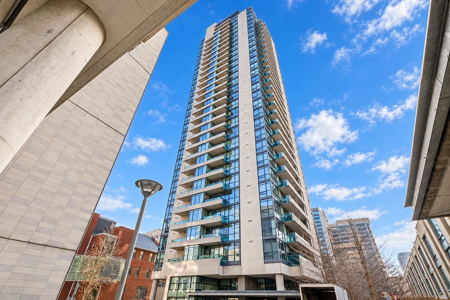 281 Mutual St, Radio City South Tower