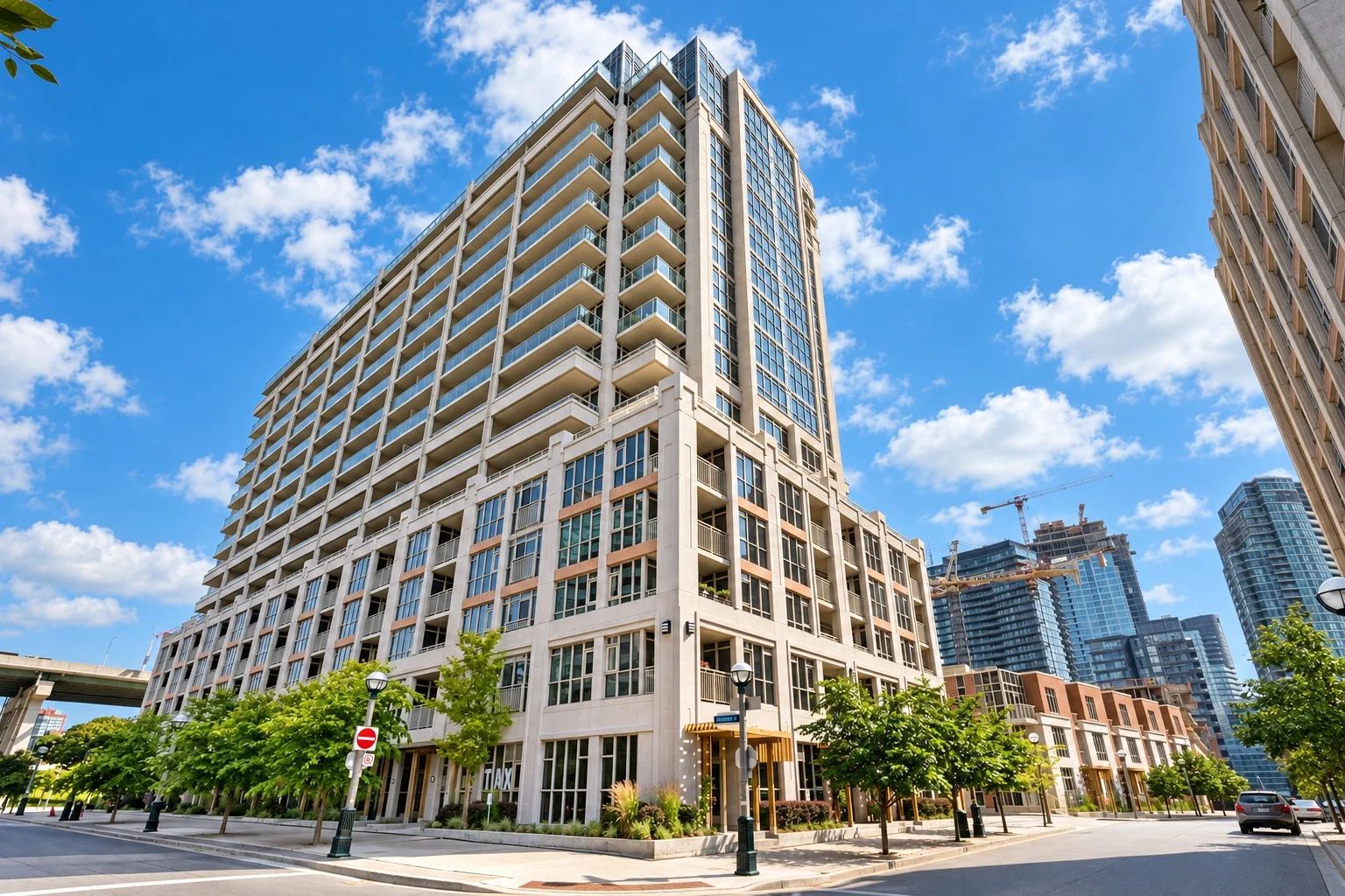35 Bastion St, York Harbour Club (35 Bastion)