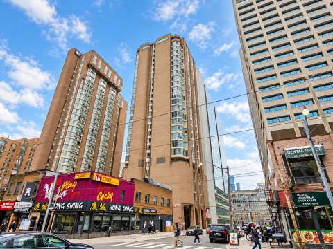 55 Centre Ave, Chestnut Park