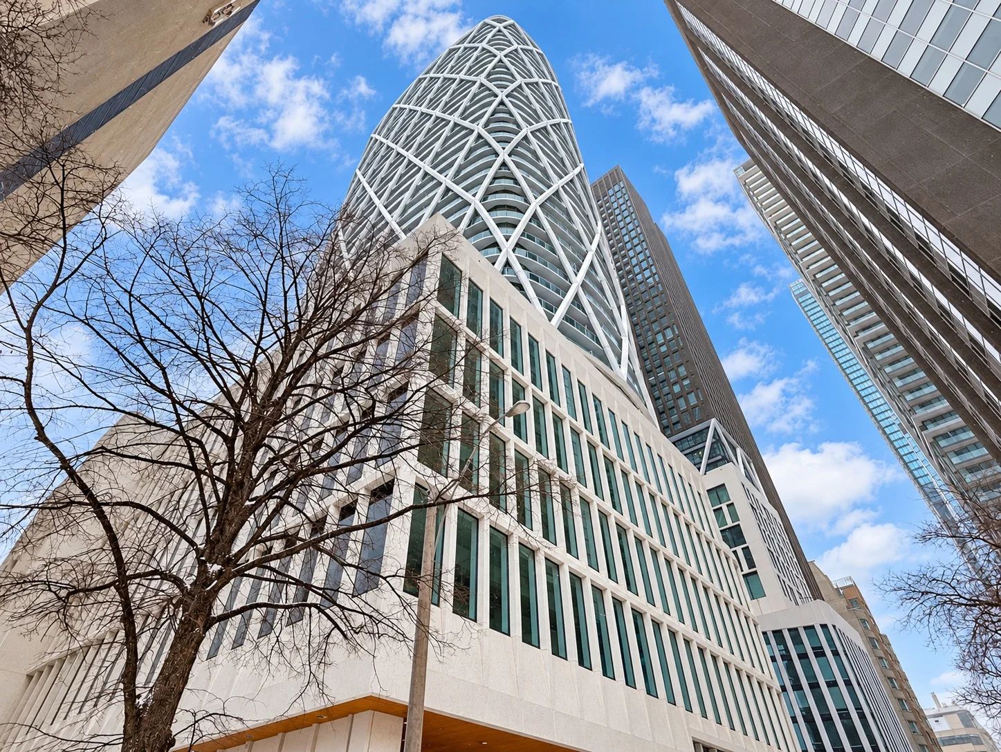 230 Simcoe St, Artists' Alley