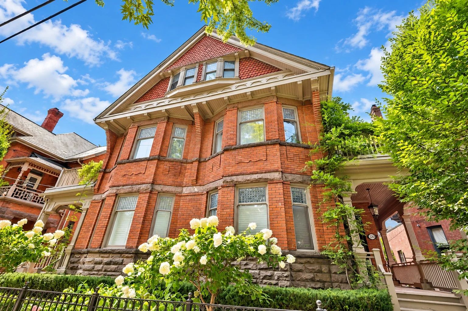 120 Bedford Rd, Bedford Mansion Lofts