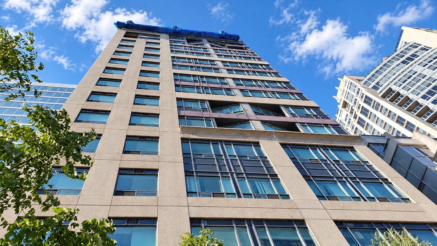102 Bloor St W, 102 Bloor St West