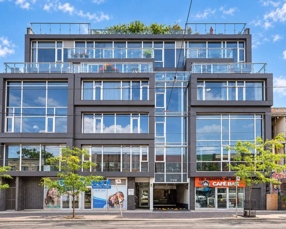 Cube Lofts, 799 College St