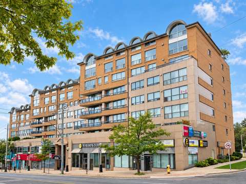 1818 Bayview Ave, Bayview Walk