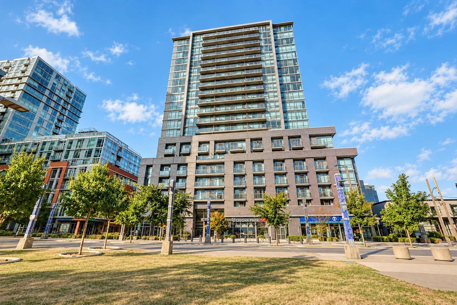 68 Abell St, Epic on Triangle Park