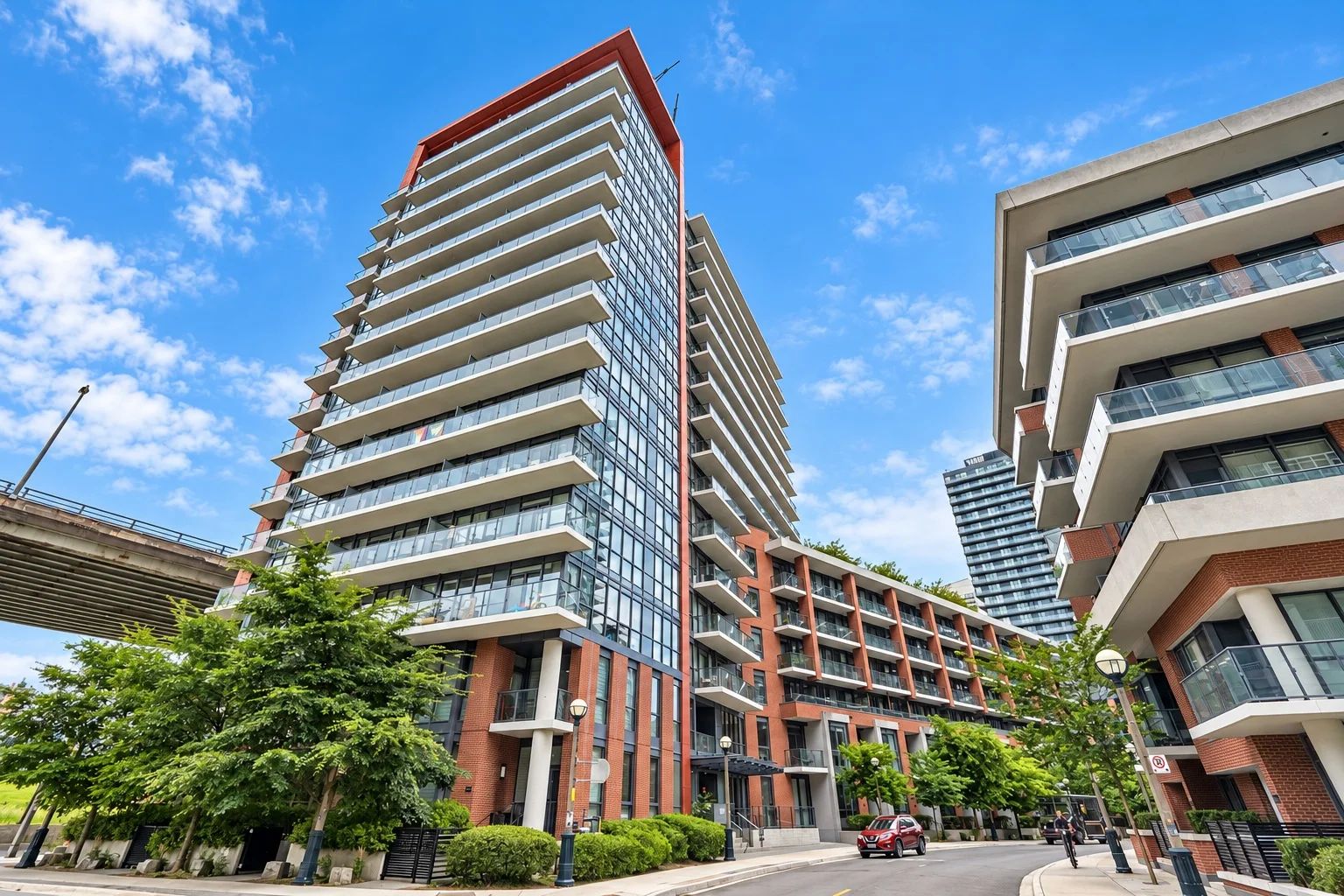 50 Bruyeres Mews, Local at Fort York
