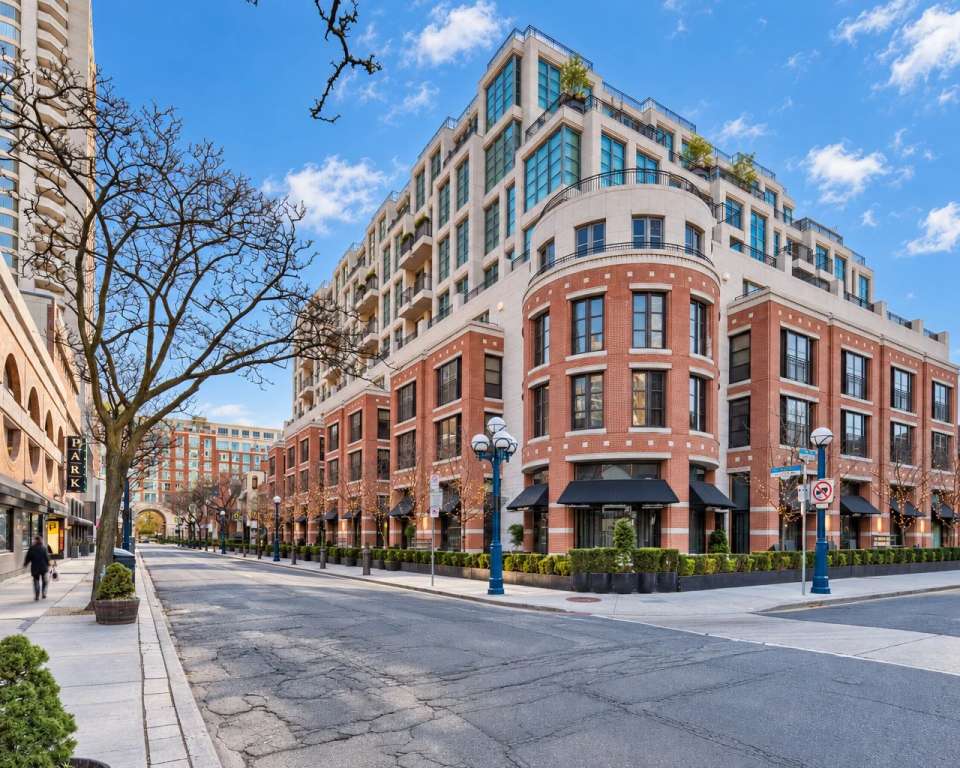 The Hazelton, 118 Yorkville Ave