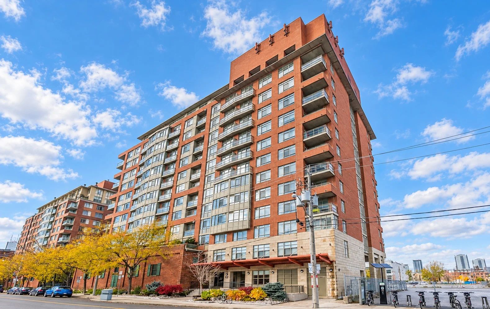 80 Mill St, 80 Mill Street Condos