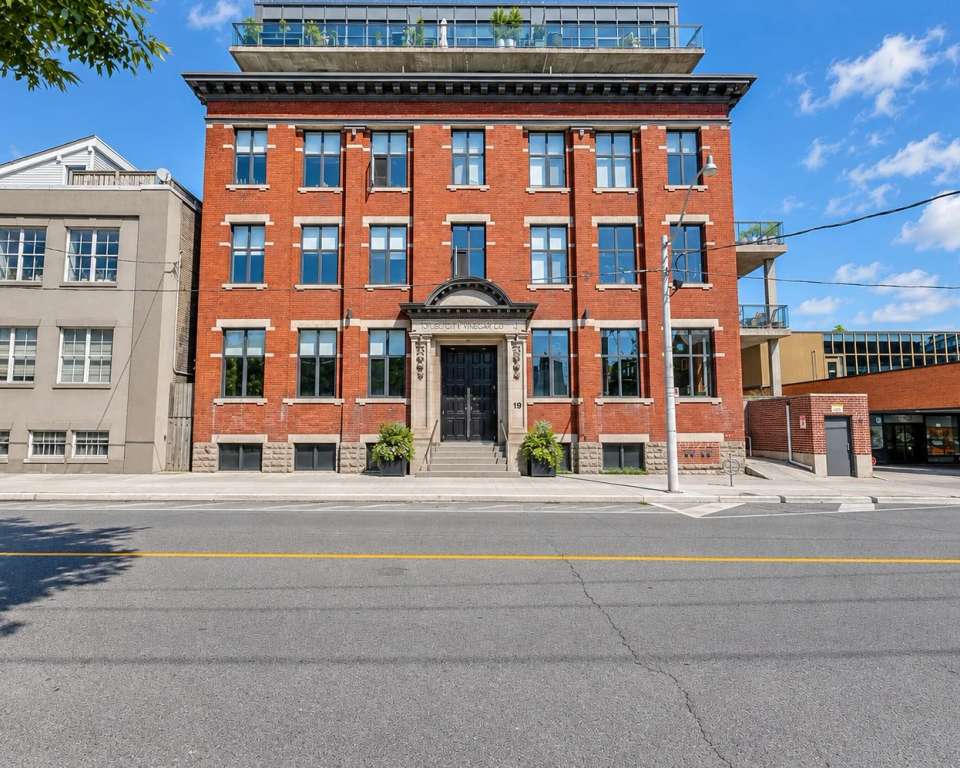 The Vinegar Lofts, 19 River St