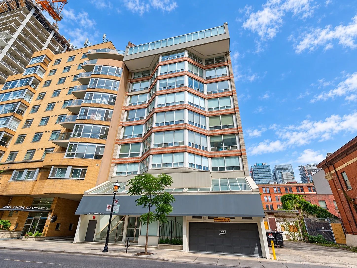 82 Lombard St, Lombard Court