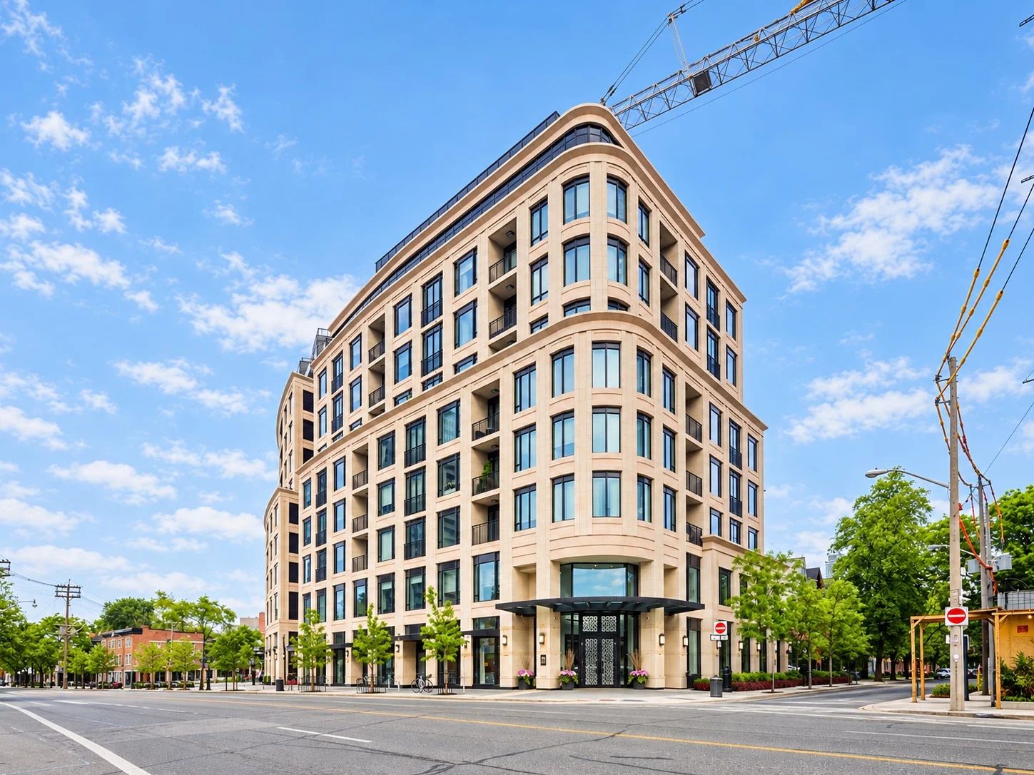 185 Davenport Rd, The Deauville