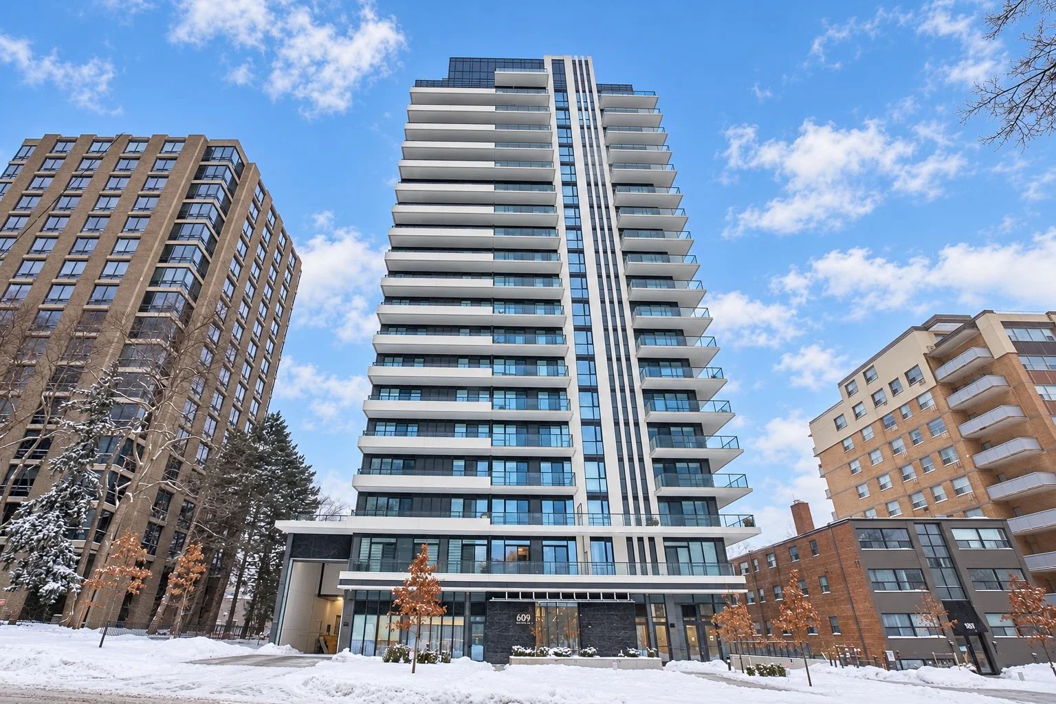 609 Avenue Rd, 609 Avenue Road Condos