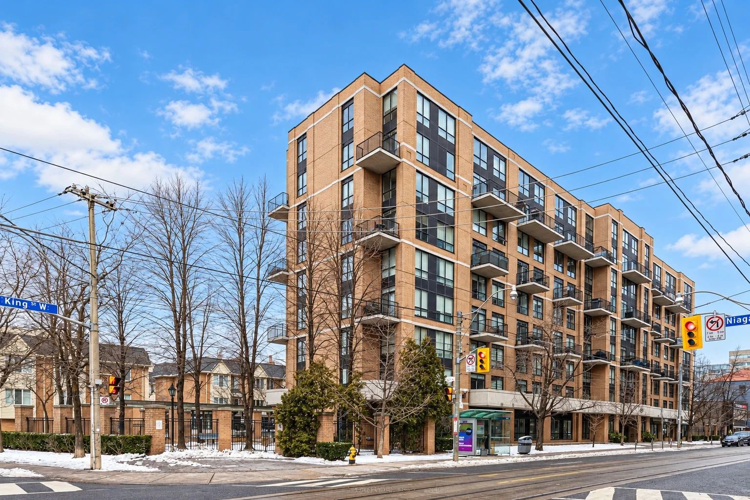 800 King St W, The Kings Lofts