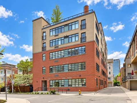 10 Wellesley Pl, Steam Plant Lofts