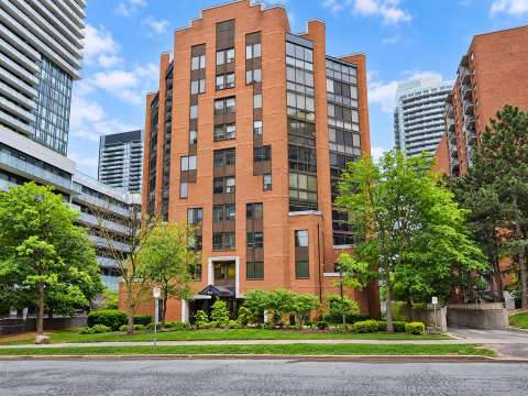 141 Roehampton Ave, The Radley