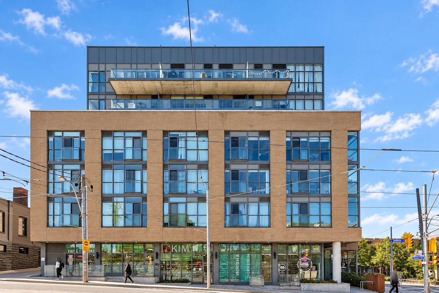 1205 Queen St W, Q Loft