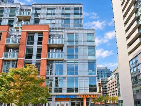 8 Abell St, Artscape Triangle Lofts