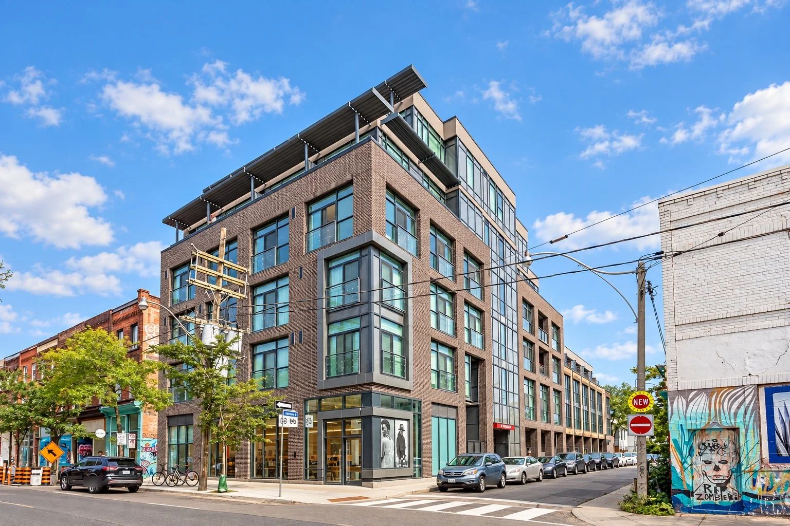 41 Ossington Ave, Motif Lofts and Towns